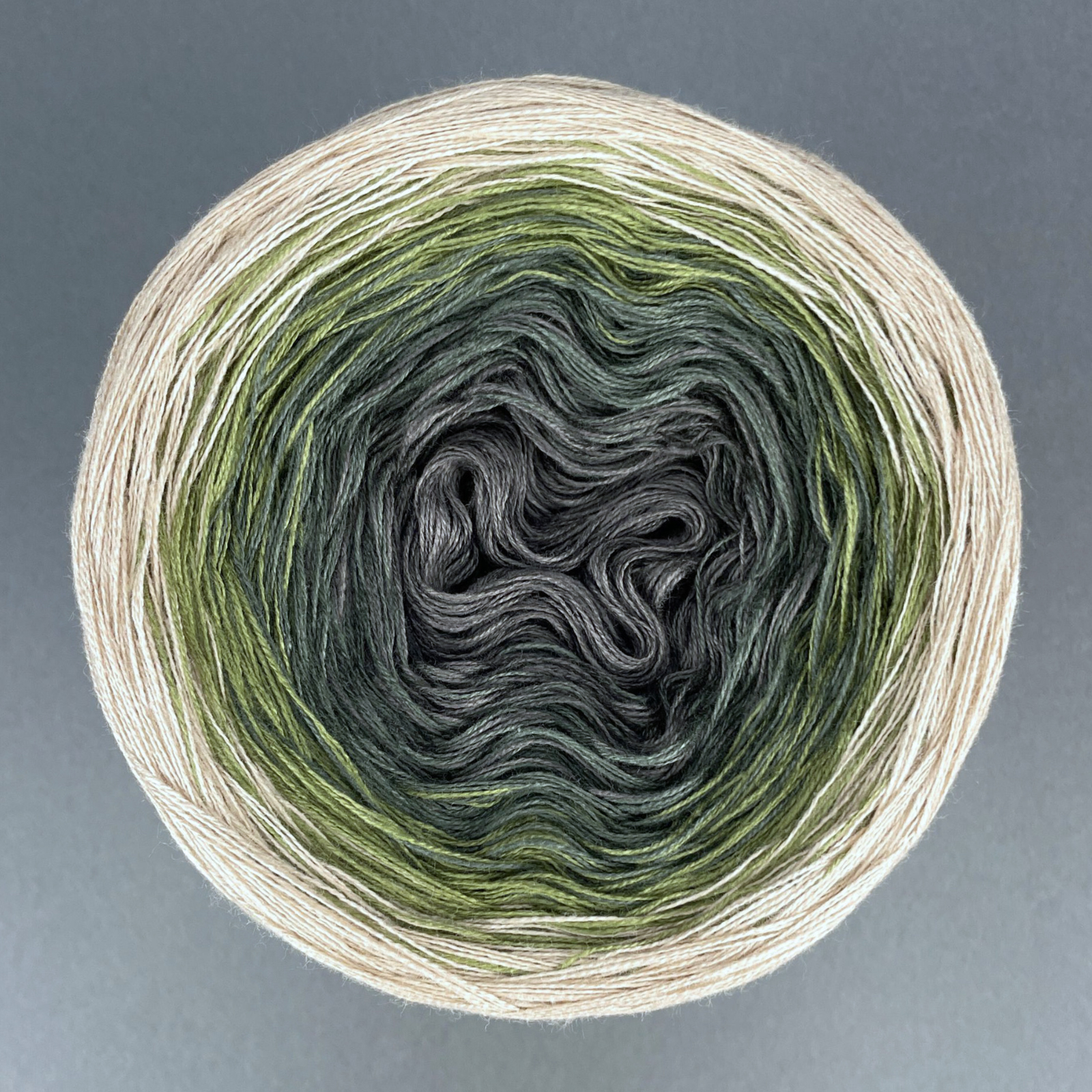 Colourful Yarn Cake 50/50, olive grove (750 m) - 3