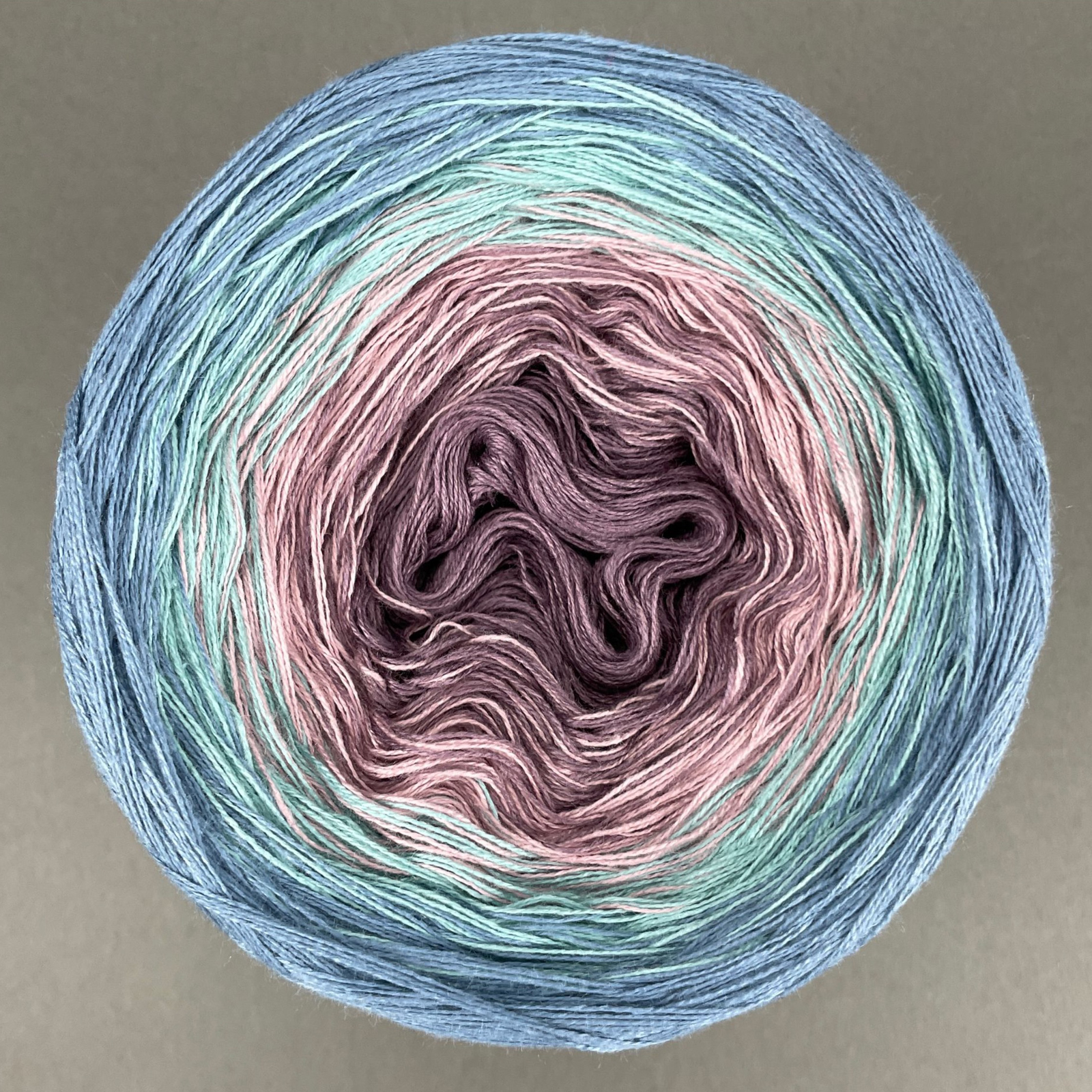 Colourful Yarn Cake 50/50, lilac whisper (750 m) - 3