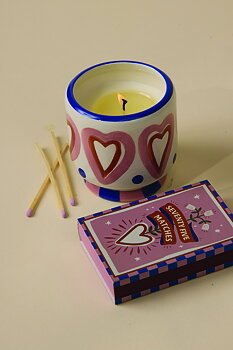Tändstickor Adopo Hearts, Rosa