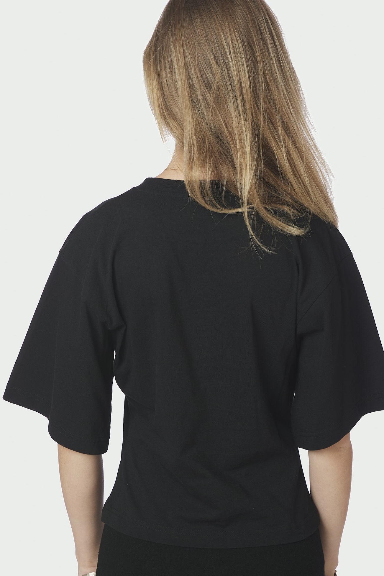 Neo Noir - Asha Boxy Tee Black - 2