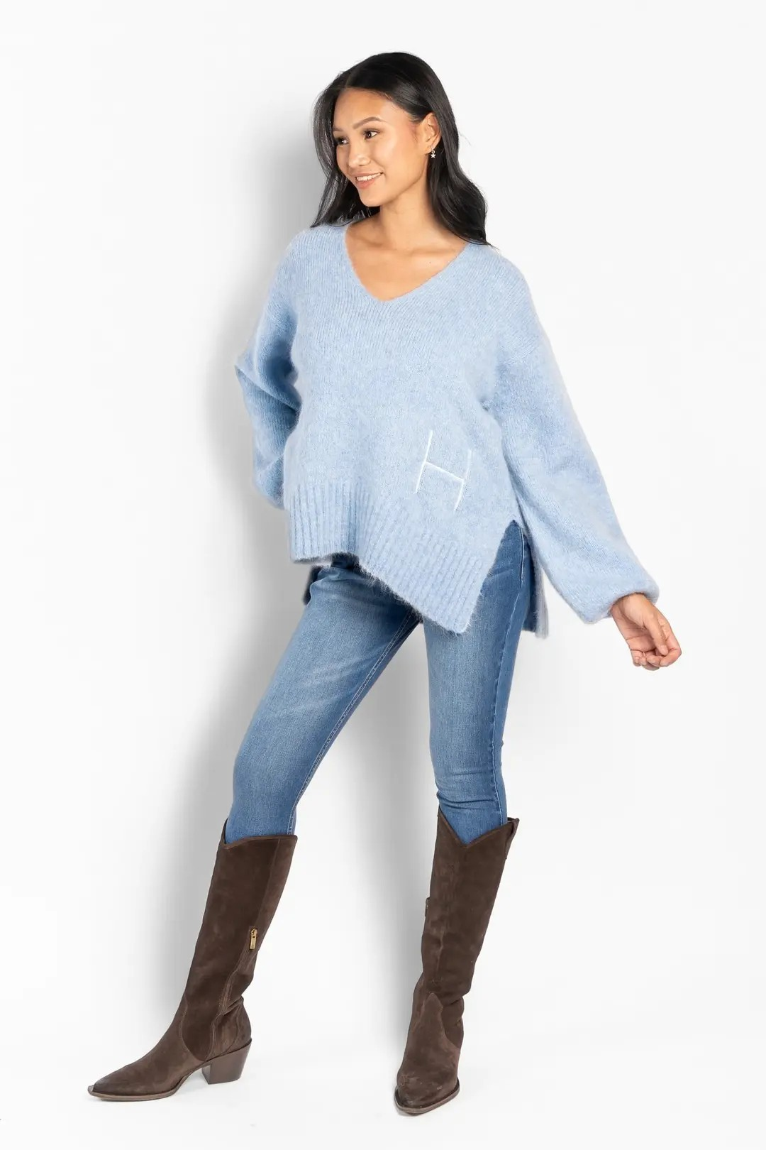Sofie V-neck Sweater - Skyway - HÉST