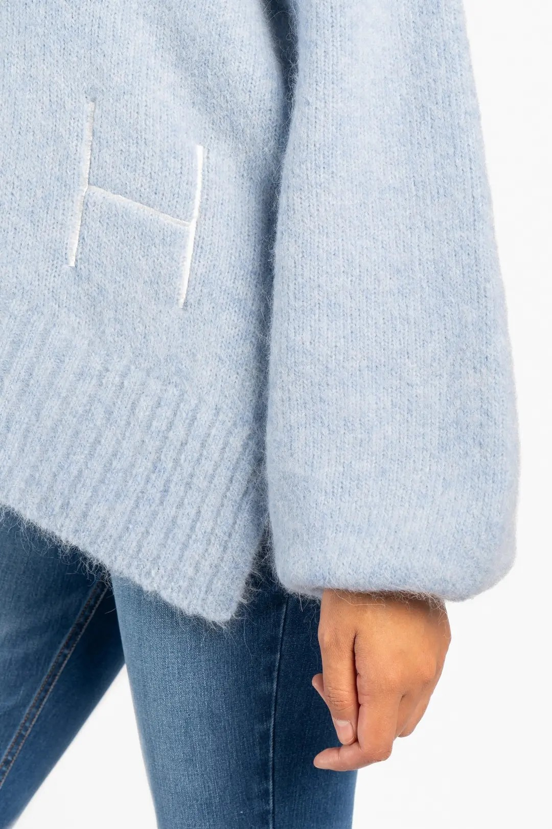 Sofie V-neck Sweater - Skyway - HÉST - 4