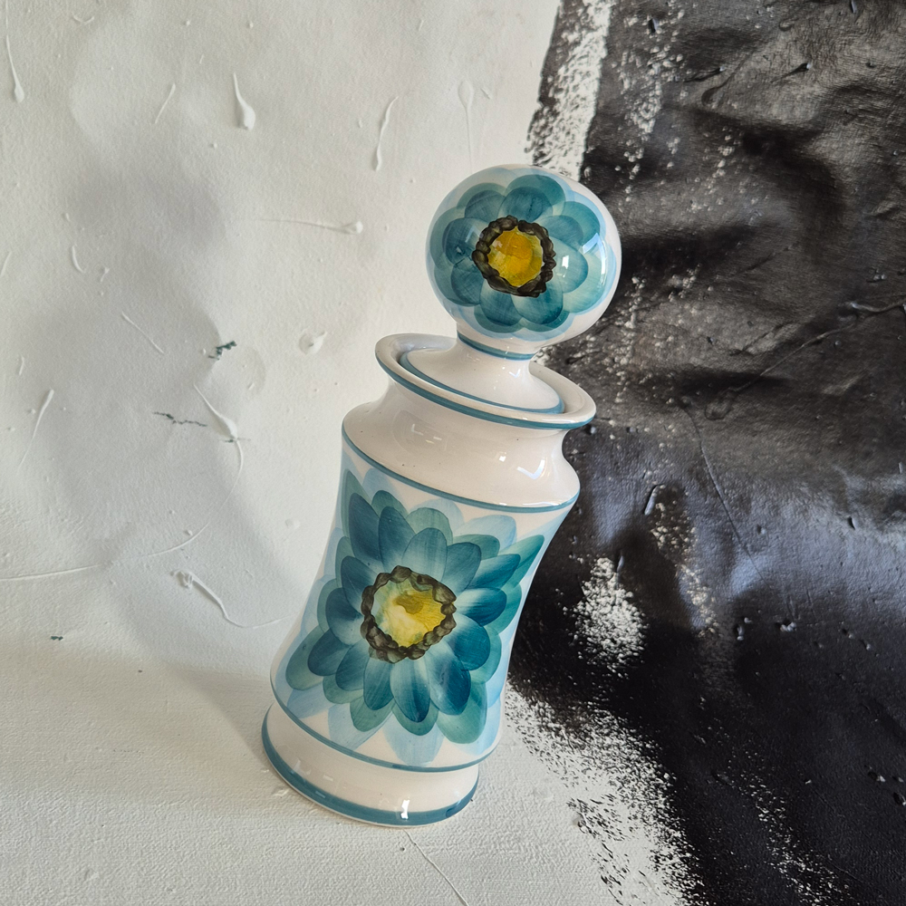vintage VAS/BURK med runt lock, blommönster Olaria de Alcobaca Portugal, h 21 cm - 10