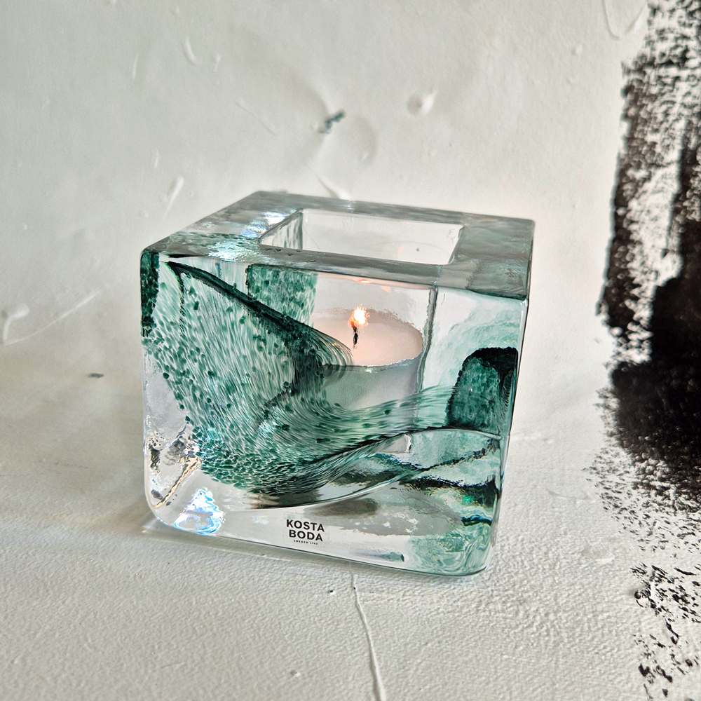 vintage LJUSLYKTA glas, klar/grönt, design Brick av Anna Ehrner för Kosta Boda, h 7,5 cm - 7