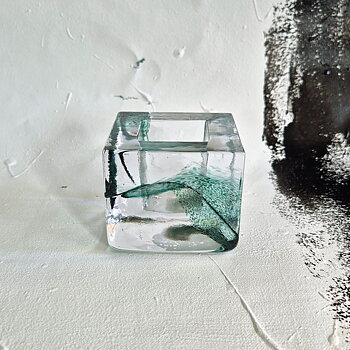 vintage LJUSLYKTA glas, klar/grönt, design Brick av Anna Ehrner för Kosta Boda, h 7,5 cm