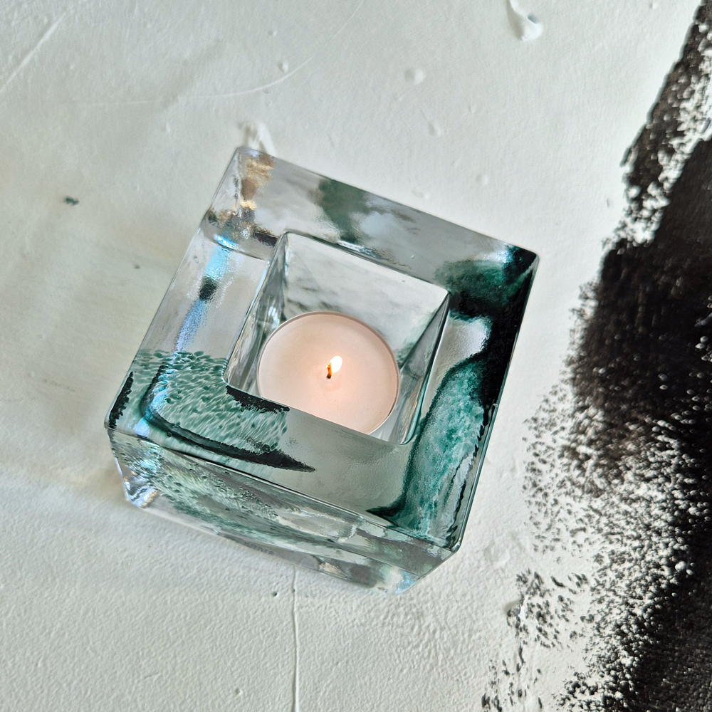 vintage LJUSLYKTA glas, klar/grönt, design Brick av Anna Ehrner för Kosta Boda, h 7,5 cm - 8