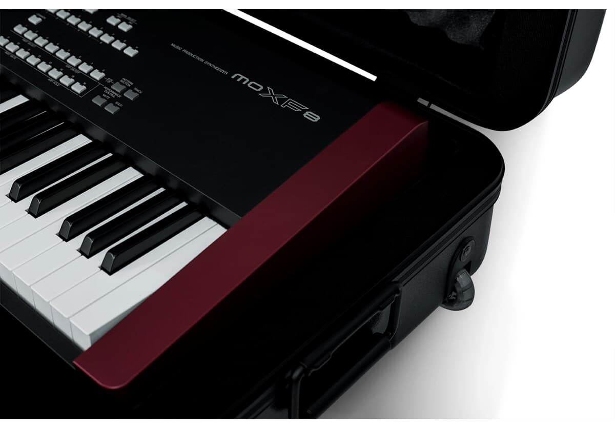 Gator GTSA-KEY88 88 Keys Polethylen TSA Lock Case - 11