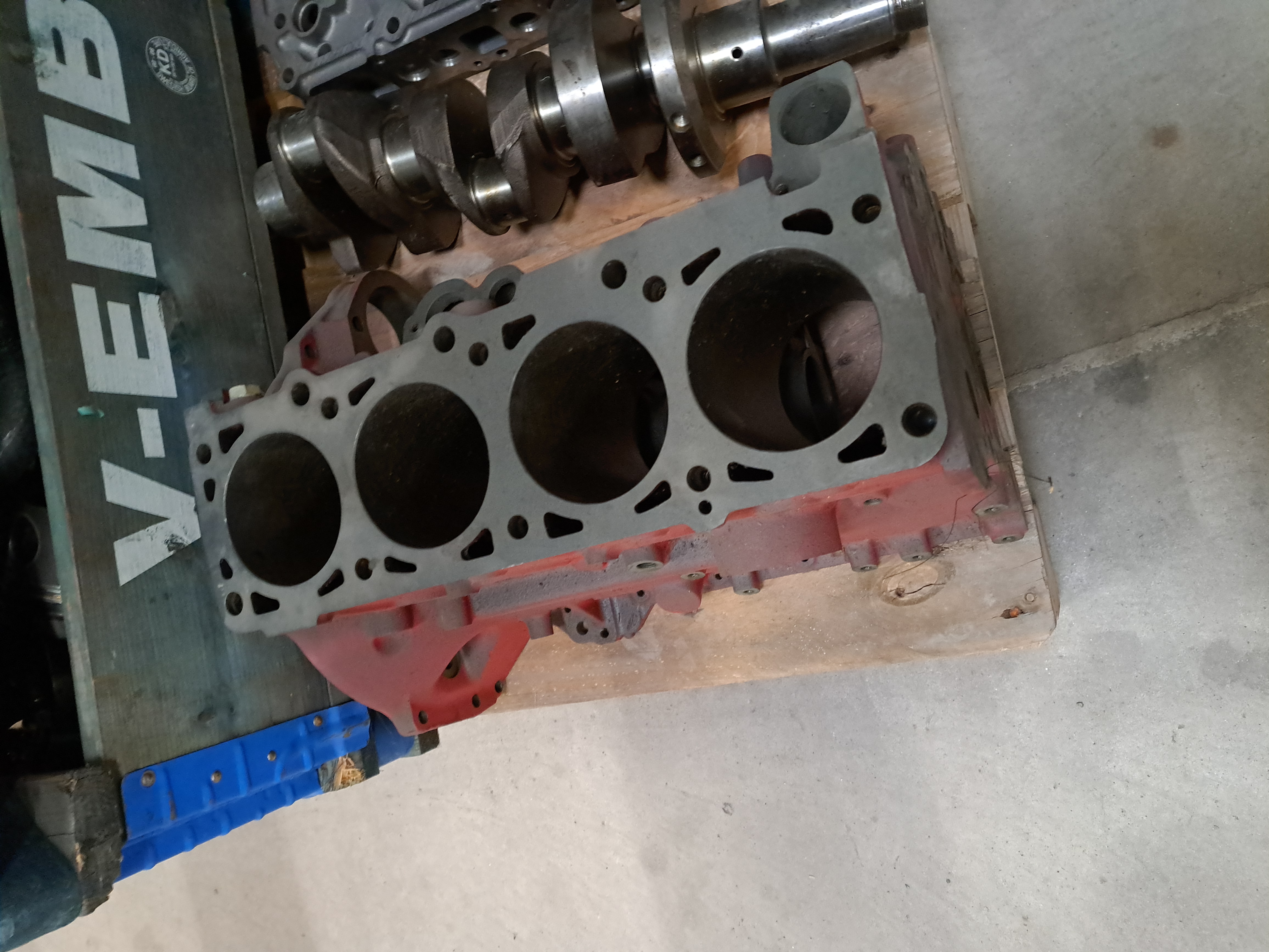 Cylinder block