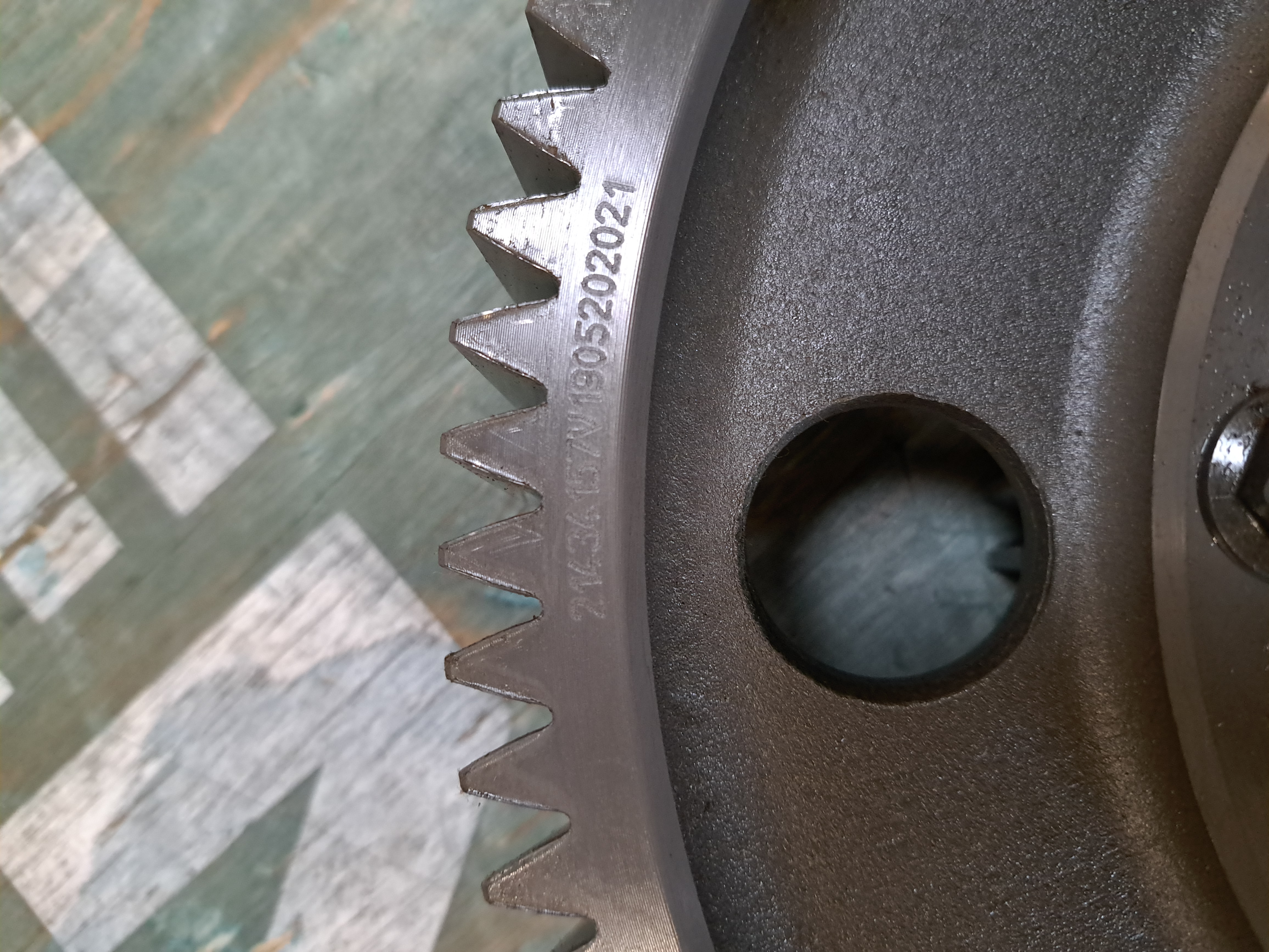 Gear wheel / Timing gear - 4