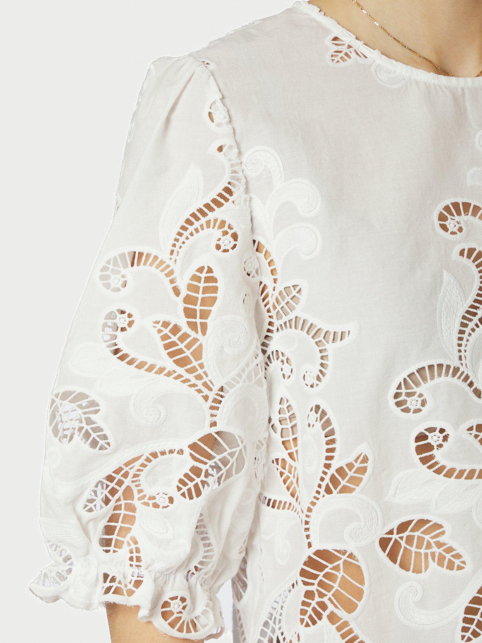Fia Embroidery Blouse White - 6