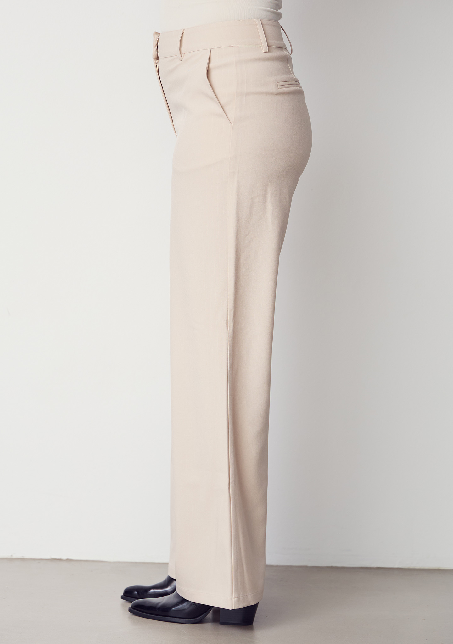 Felicia Pant - Sand - Isay - 5