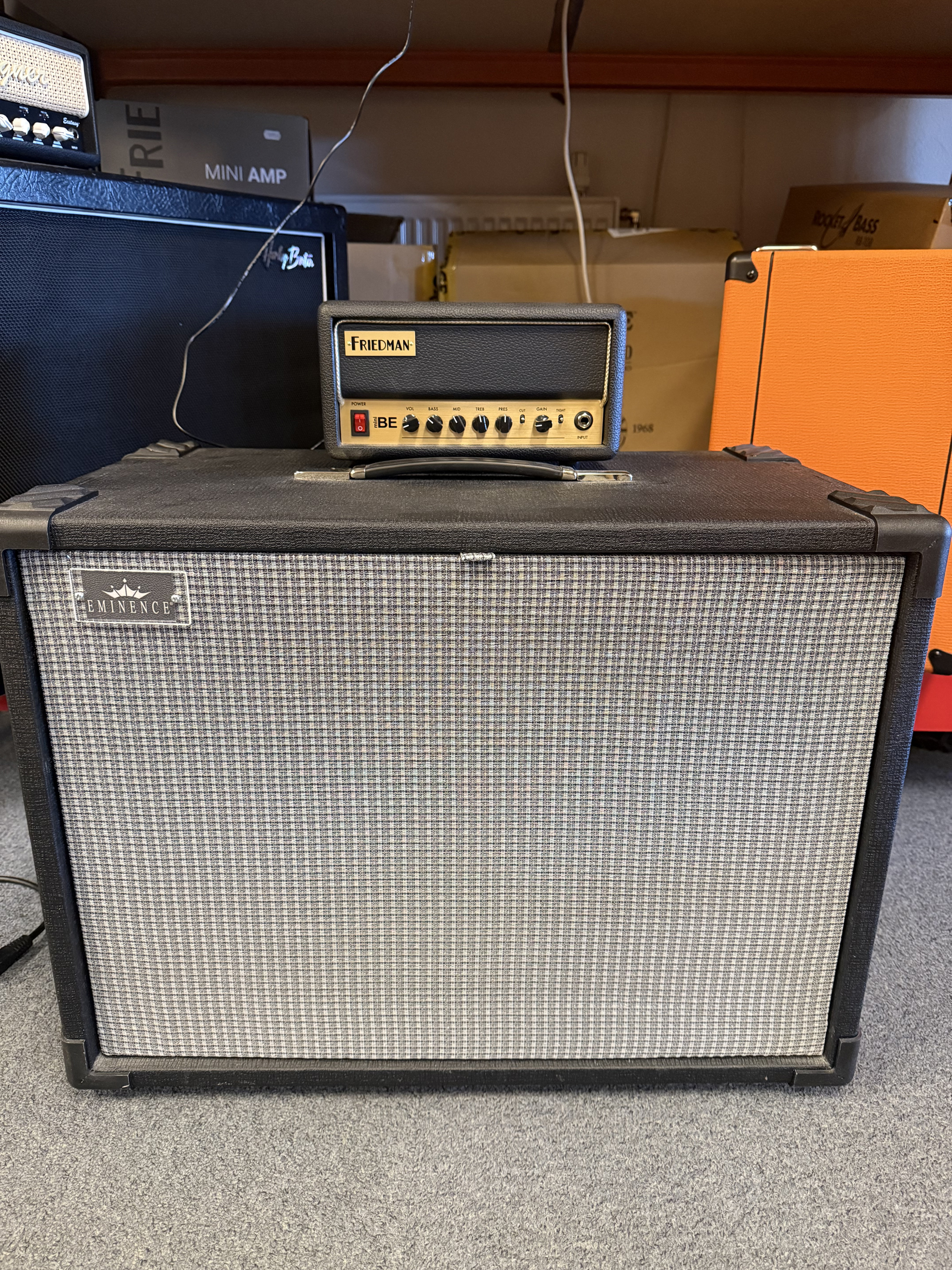Friedman-BE-MINI + Eminence Beta12A 1x12 bass guitar cabinet