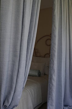 Gardin Ellie halvlinne dubbel bredd Blå  Höjd 290 cm