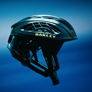 Oakley WTR - Nu i butik.