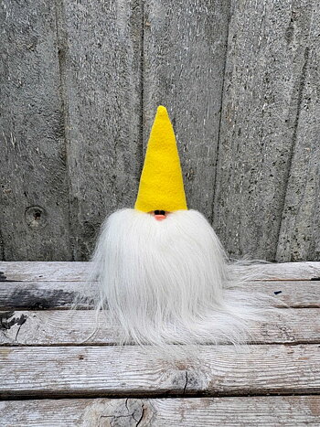 Skäggtomte 20 cm Gul Mössa Islandsfår Vitt Skägg Påsktomte