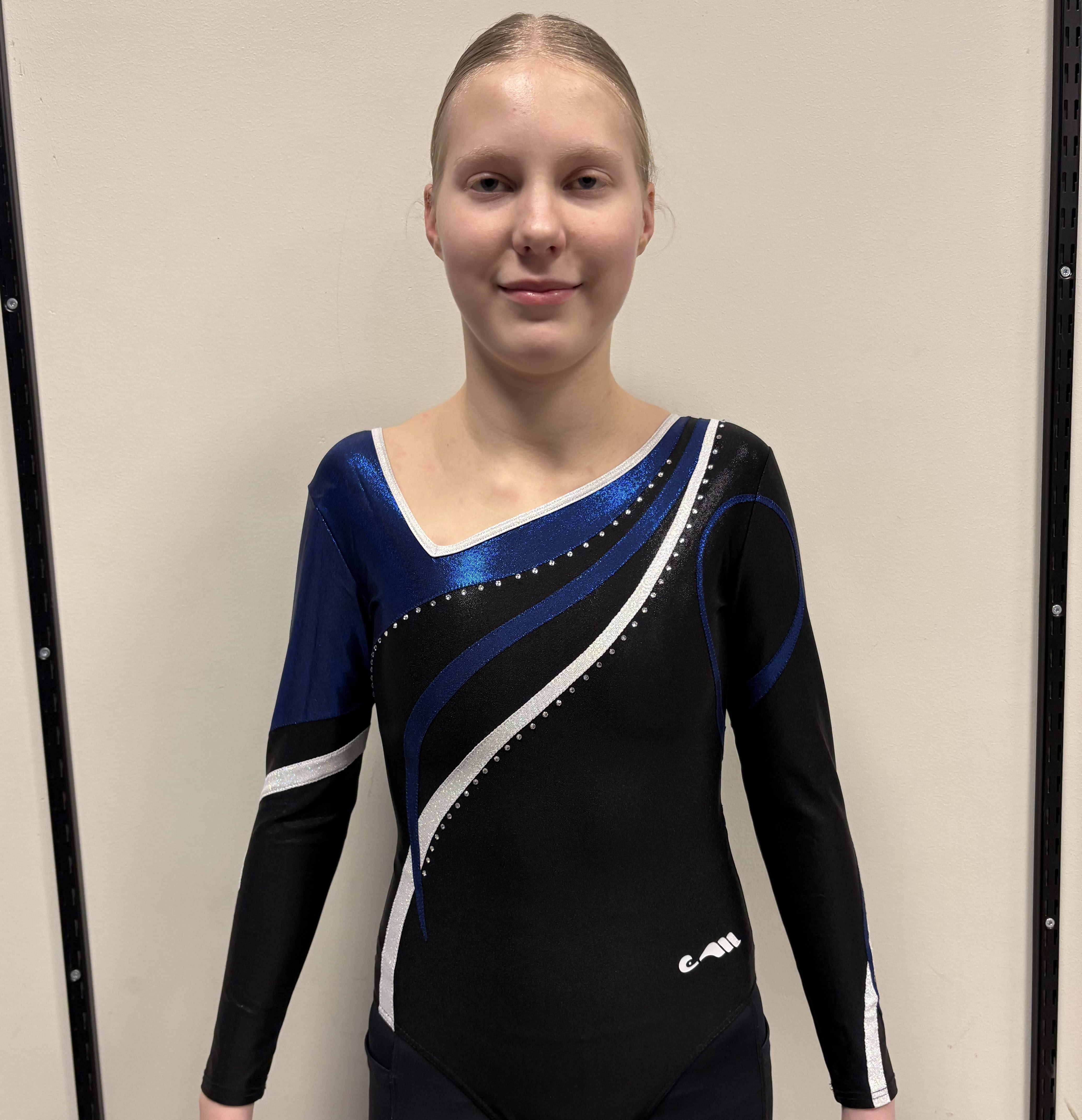 Tävlingsdräkt i glittrigt tyg, Skövde Gymanstikförening - 4