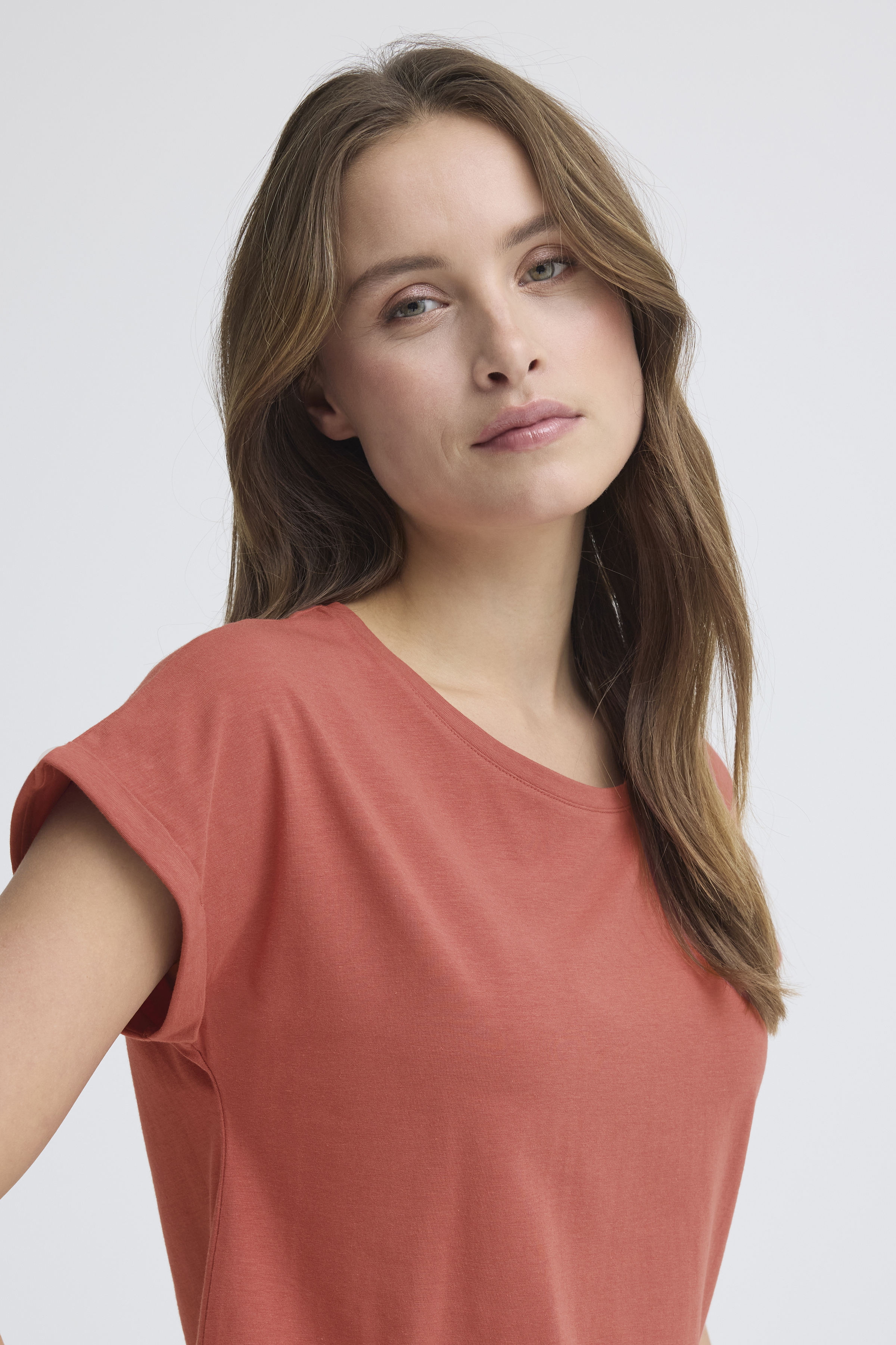 PAMILA TSHIRT Marsala - 4