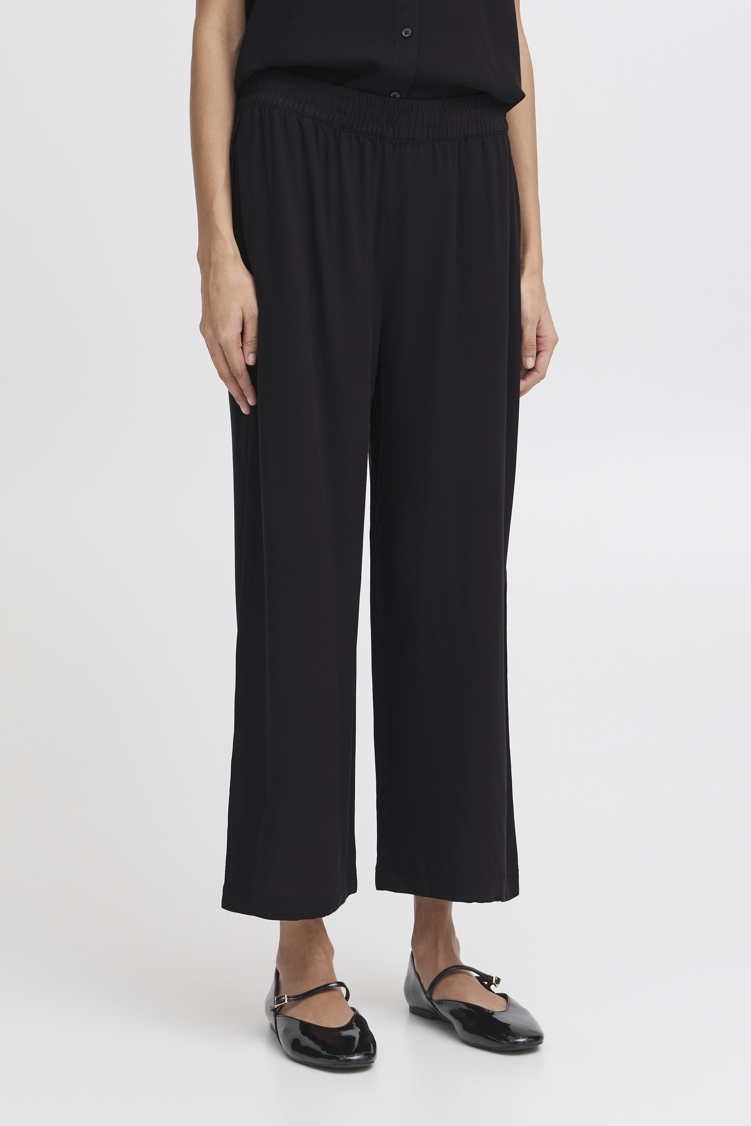 BYMMJOELLA CROP PANTS 2 - Black - 8