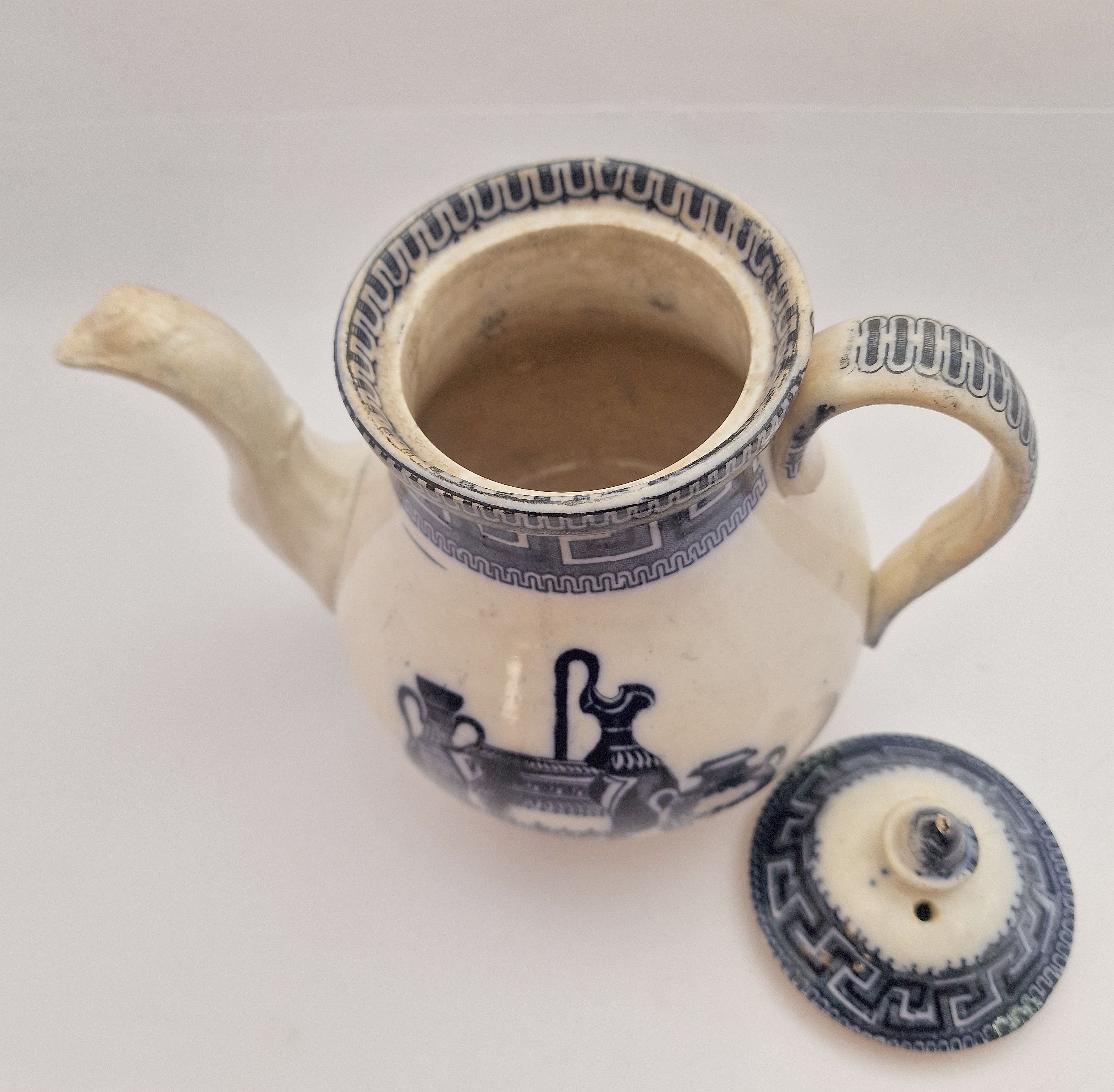Etrurian vases teapot - 2
