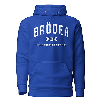 Mjuk premiumhoodie med trycket “Bröder – ingen annan är som oss” i vitt på bröstet. Dubbelfodrad huva med dragsnöre och praktisk framficka. Finns i storlekarna S–3XL. Material: 65 % bomull, 35 % polyester.