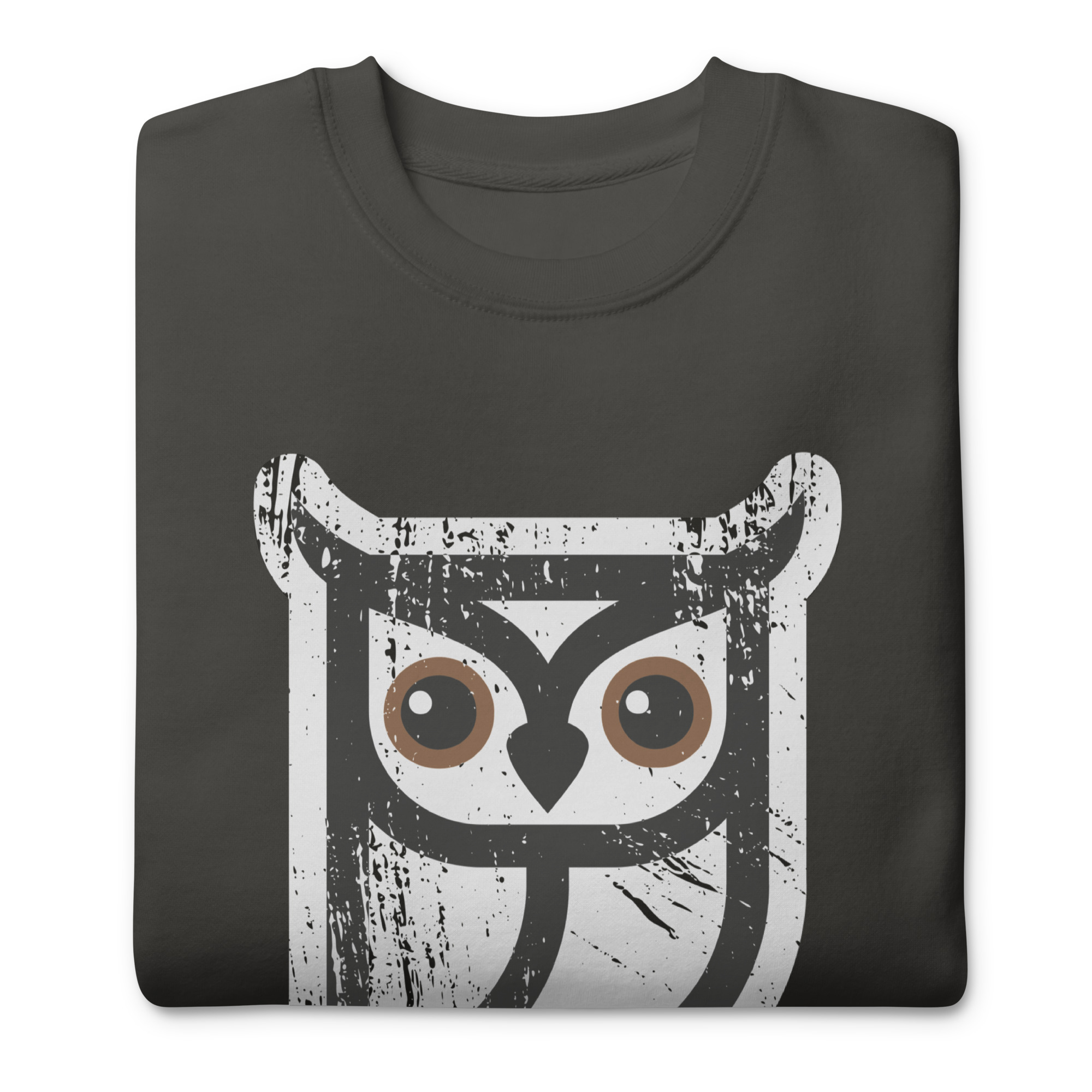 Mjuk mörkgrå premiumsweatshirt i klassisk modell med Stikos berguv och texten “Stiko Nordic Americana” på bröstet.&nbsp;Finns i storlekarna S–3XL. Material: 65 % bomull, 35 % polyester.
