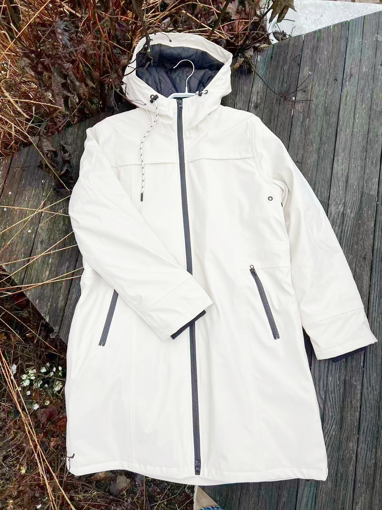 FREEQUENT Rain Jacket White