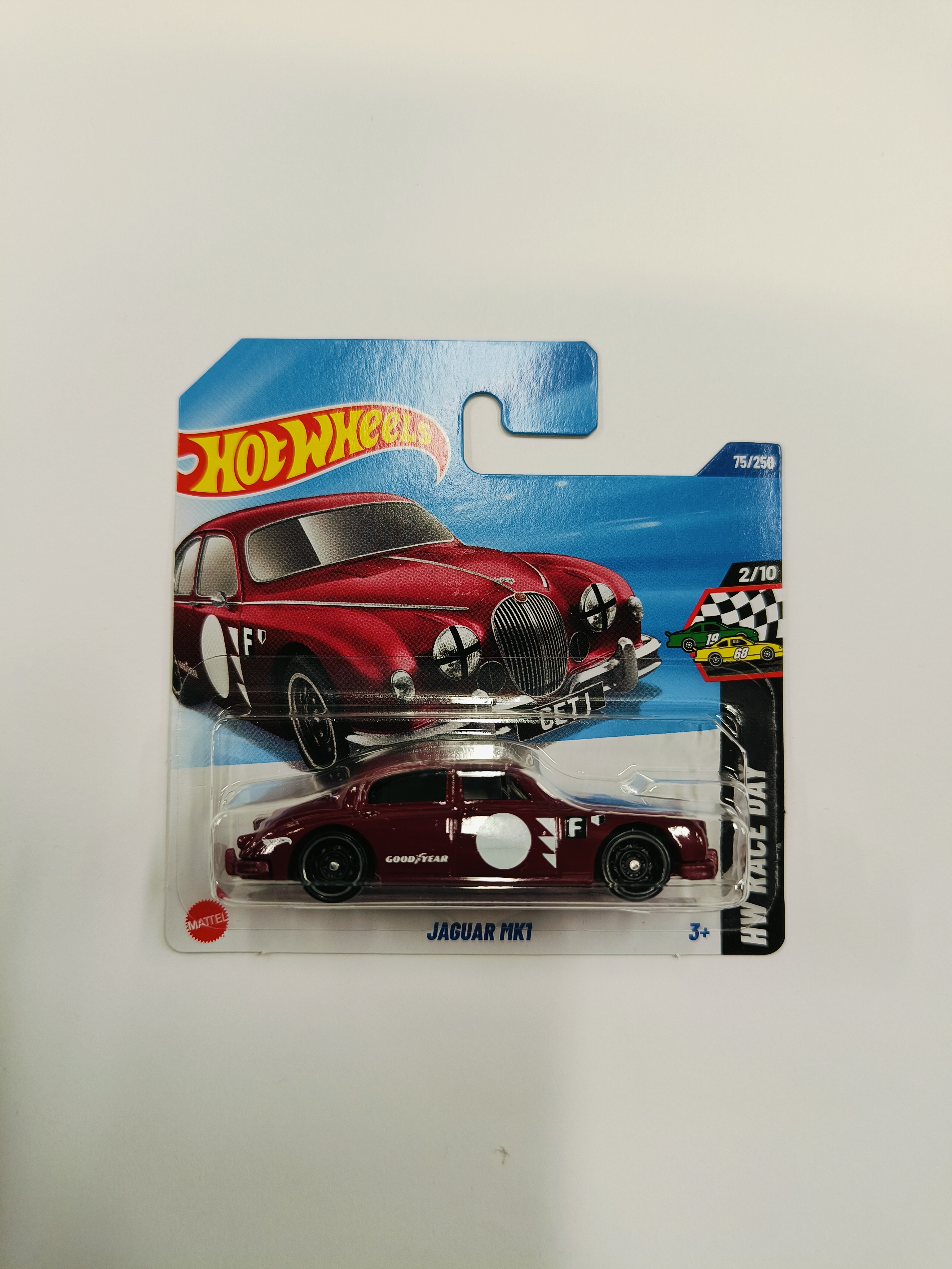 Hot Wheels HYX19 Jaguar MK1