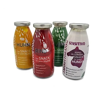 SmoothieDog filled with meat, vegetables and fruit. For dogs