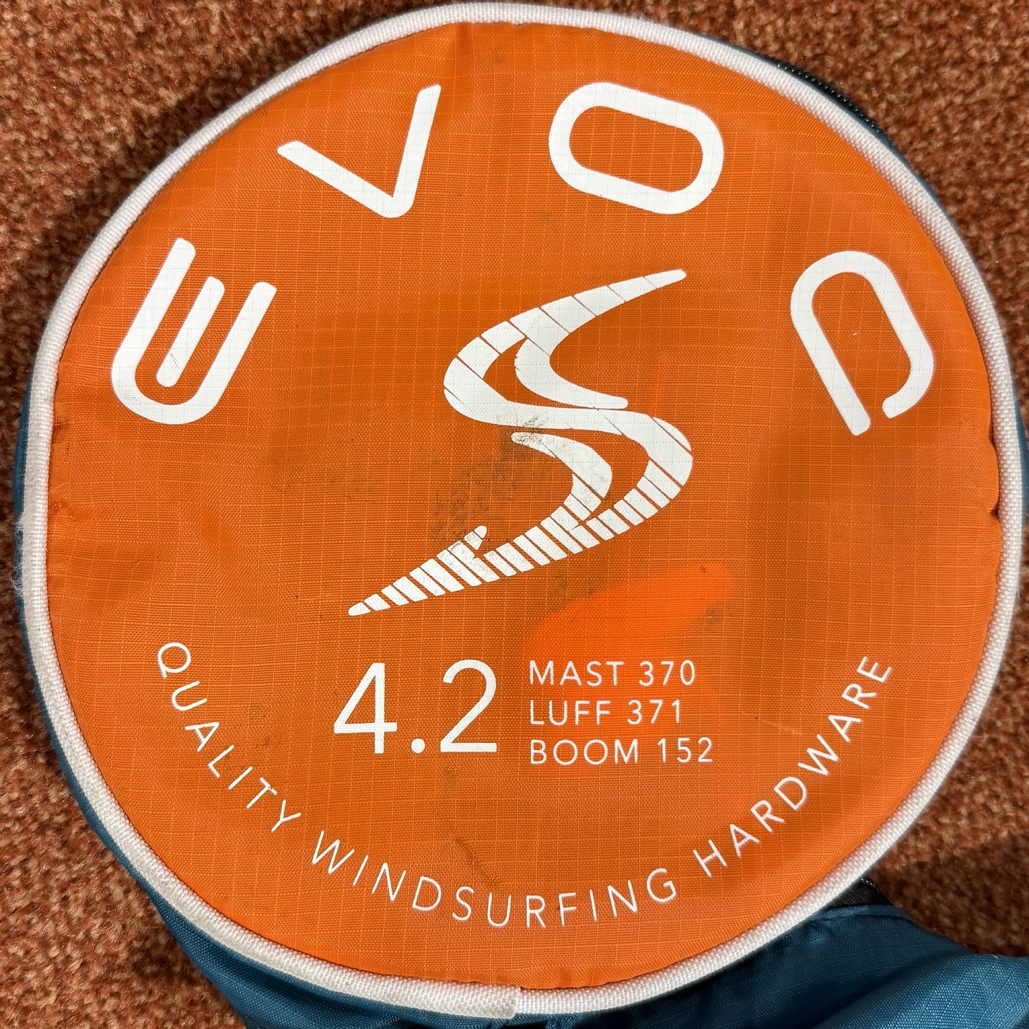 Begagnat Vindsurfingsegel 4.2 Simmer Evoq 2024 - 2