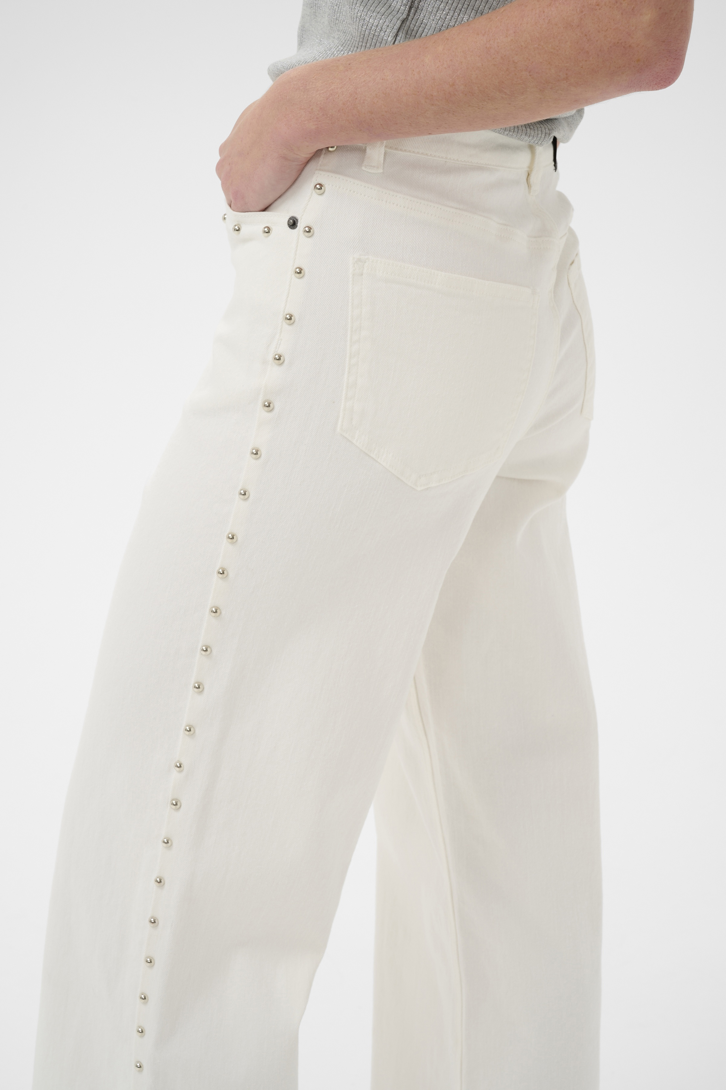 KAjuno jeans Chalk  Vita jeans med nitar - 4