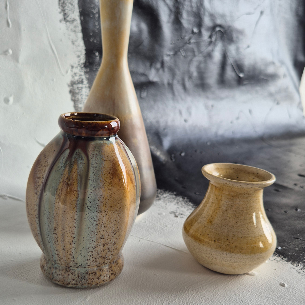 vintage STILLEBEN 35 - tre vaser i gult och brunbeige - 6