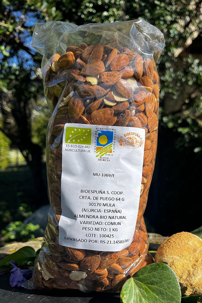 Ekologiska skalade Mandlar 1 kg