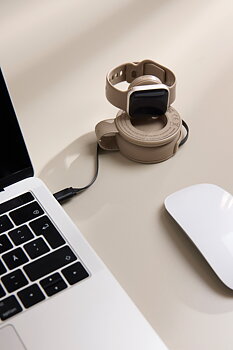 Xenit Wireless Travel Charger 