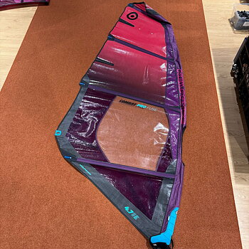 Begagnat vindsurfingsegel 4.7 Neil Pryde Combat Pro Fuse 2024 