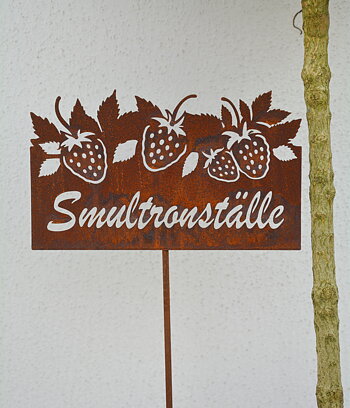 Rostig skylt SMULTRONSTÄLLE 53 cm