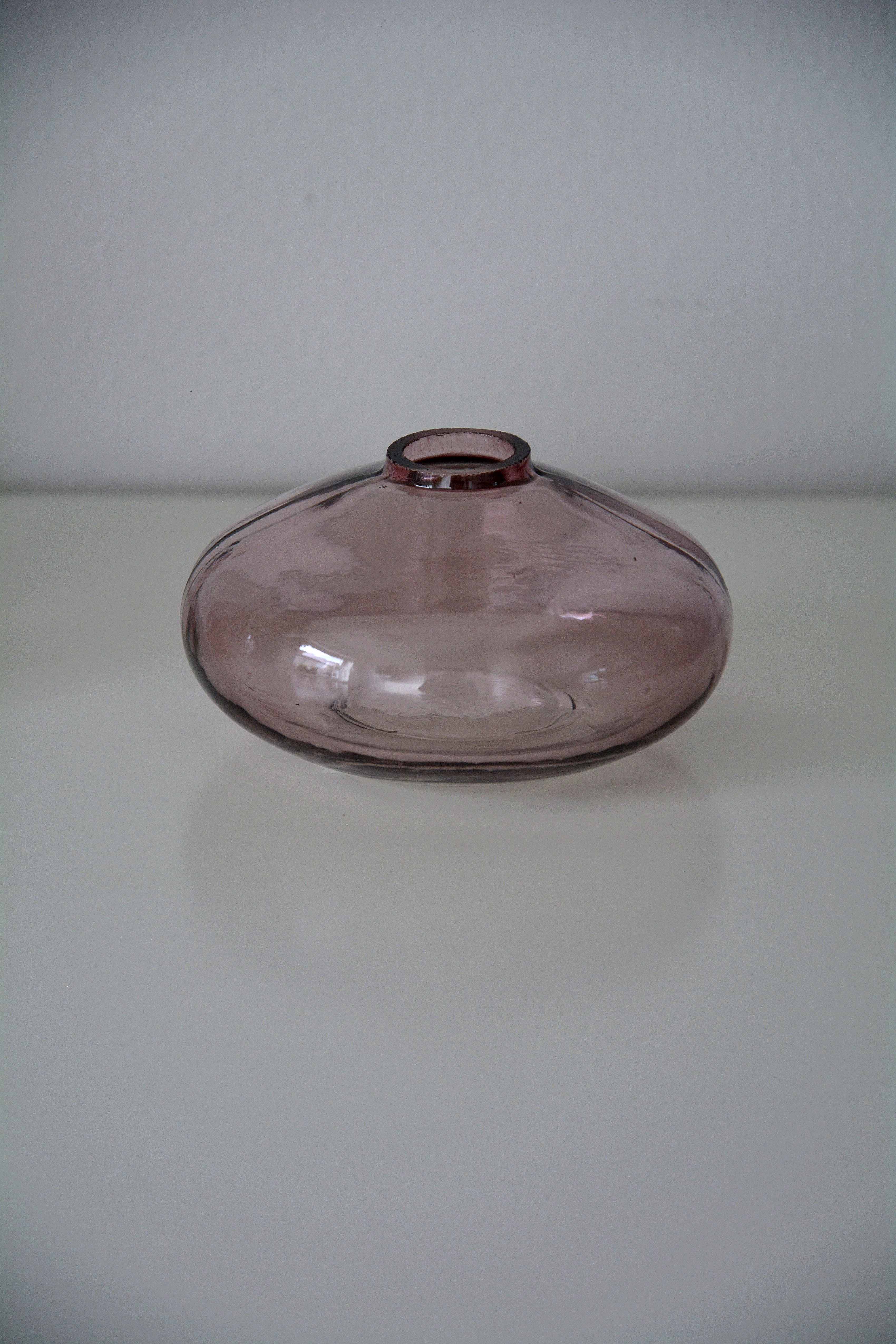 Vas i rosa glas låg 8,8*5 cm
