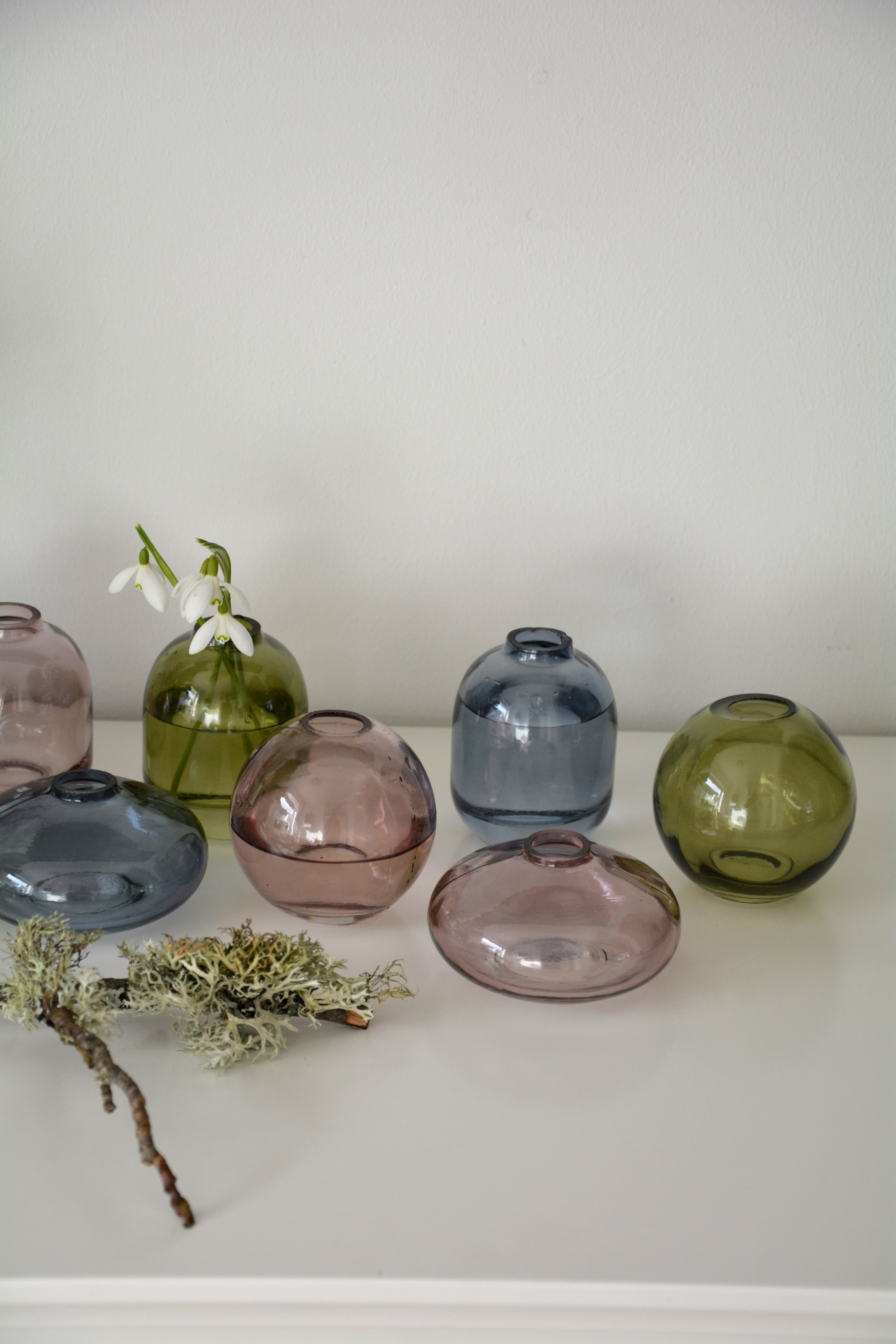 Vas i blått glas hög 6*8,3 cm - 3