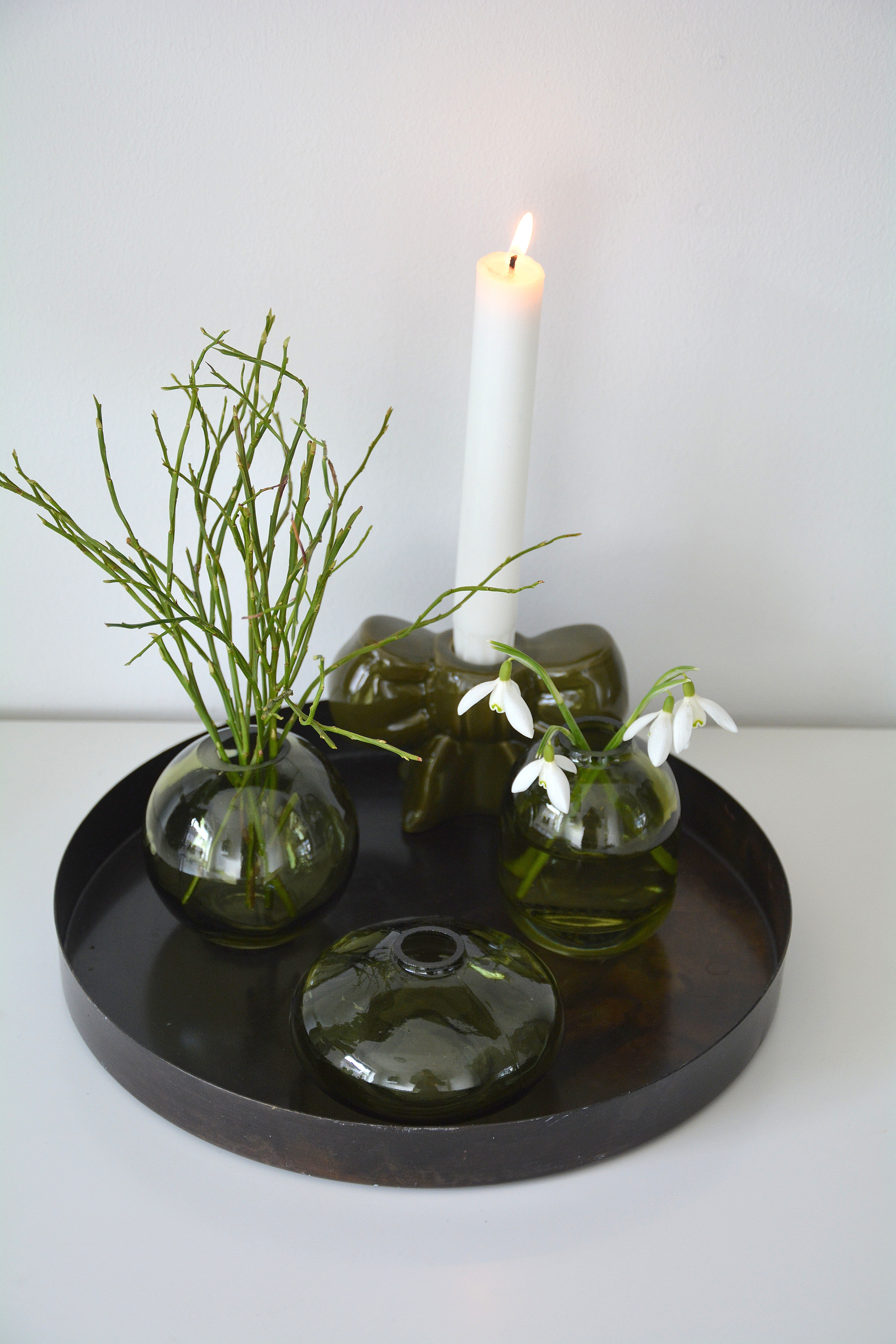 3 st glasvaser i grönt glas 7* 8,5 cm