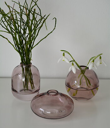 3 st glasvaser i rosa glas 7* 8,5 cm
