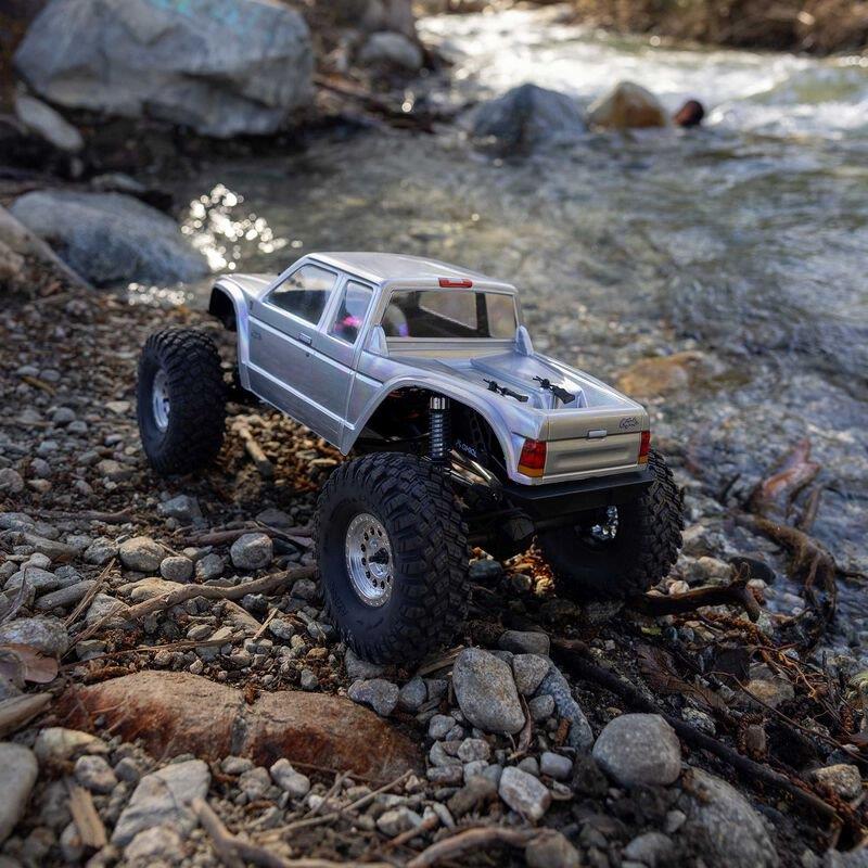 AXIAL 1/10 Axial SCX10 III 4WD Rock Crawler Builders Kit - 10