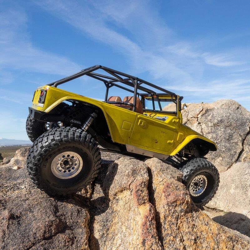 AXIAL 1/10 Axial SCX10 III 4WD Rock Crawler Builders Kit - 5