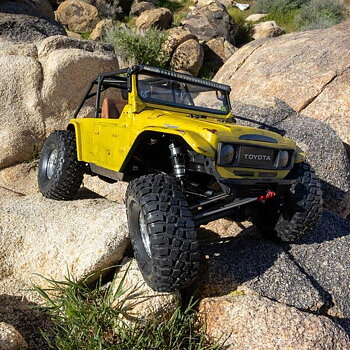 AXIAL 1/10 Axial SCX10 III 4WD Rock Crawler Builders Kit