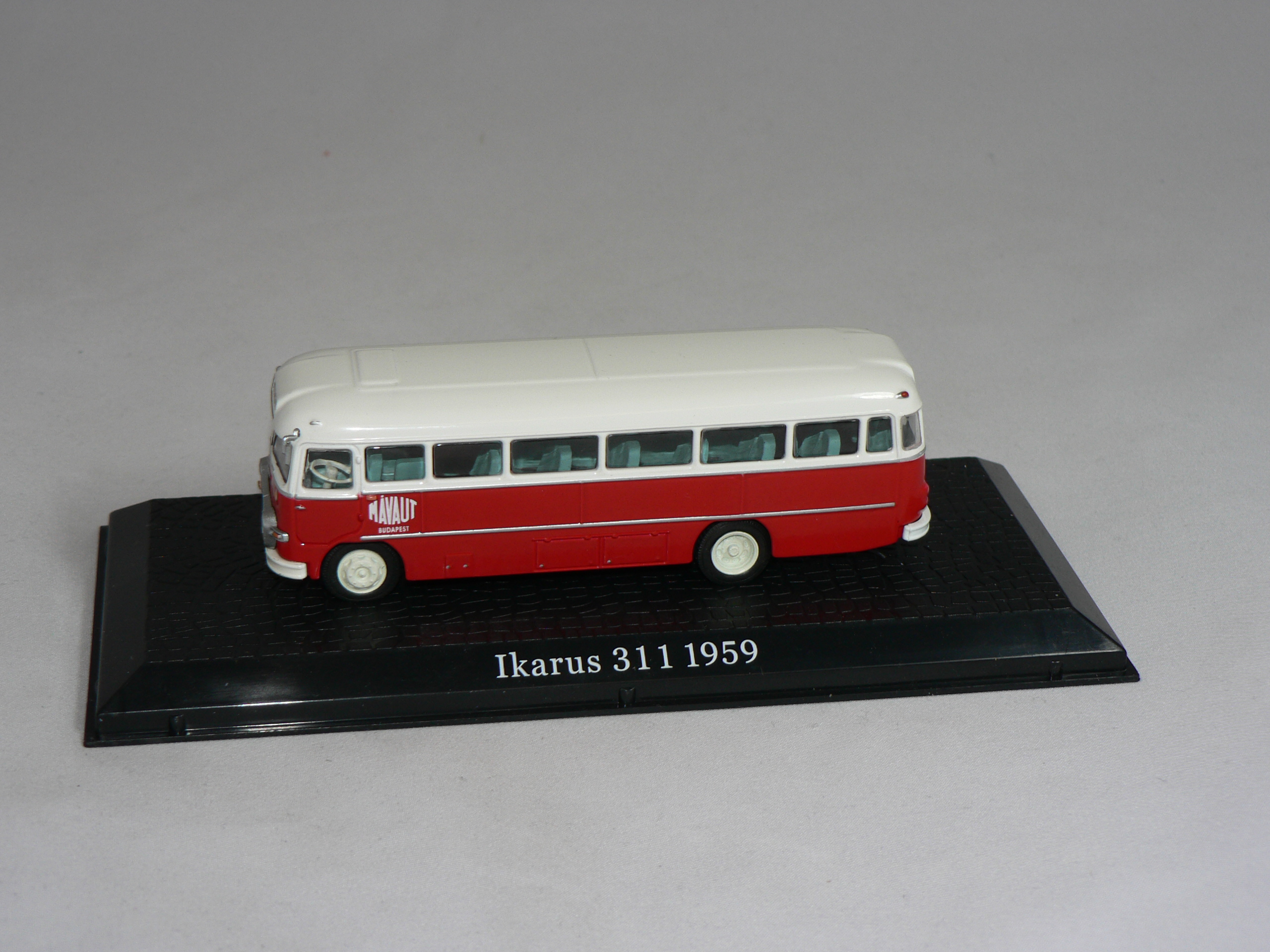 Ikarus 311  1959    1:72  Atlas - 3