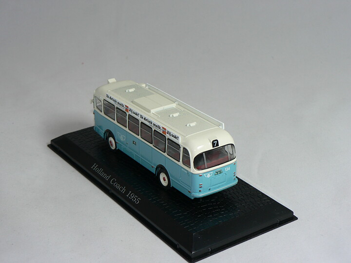 Holland Coach  1955  1:72 Atlas