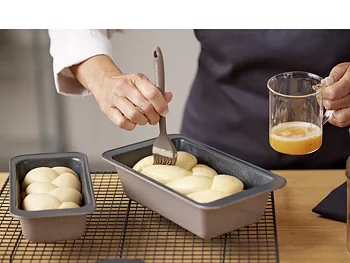 BLOMSTERBERGS Bakpensel 21 cm Latte