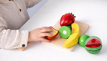 Frukt och grönsaker i trä 8 delar