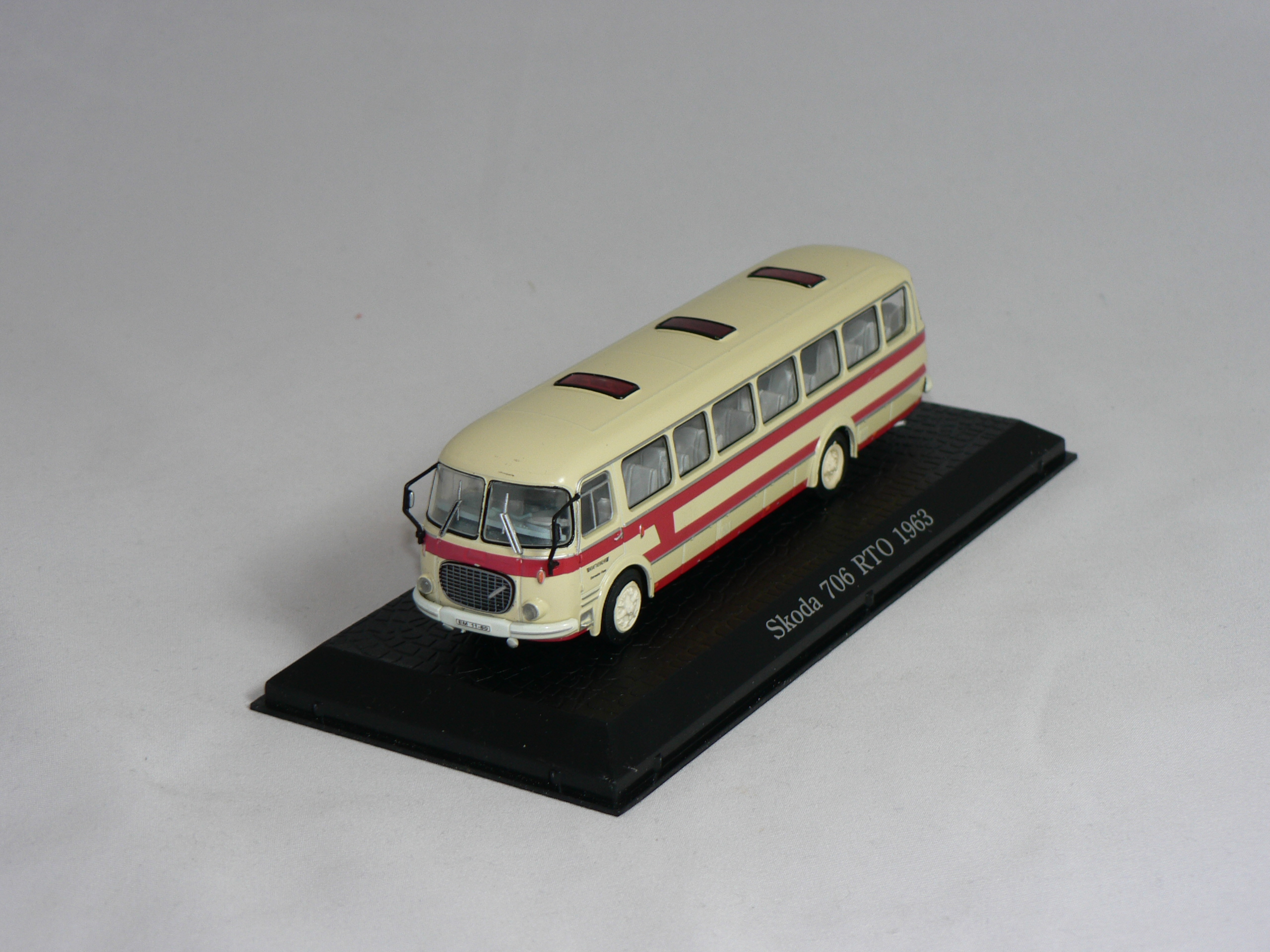 Skoda  706 RTO  1963   1:72  Atlas