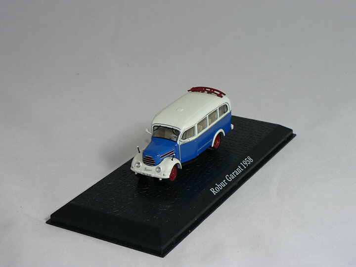 Robur  Garant  1958   1:72  Atlas