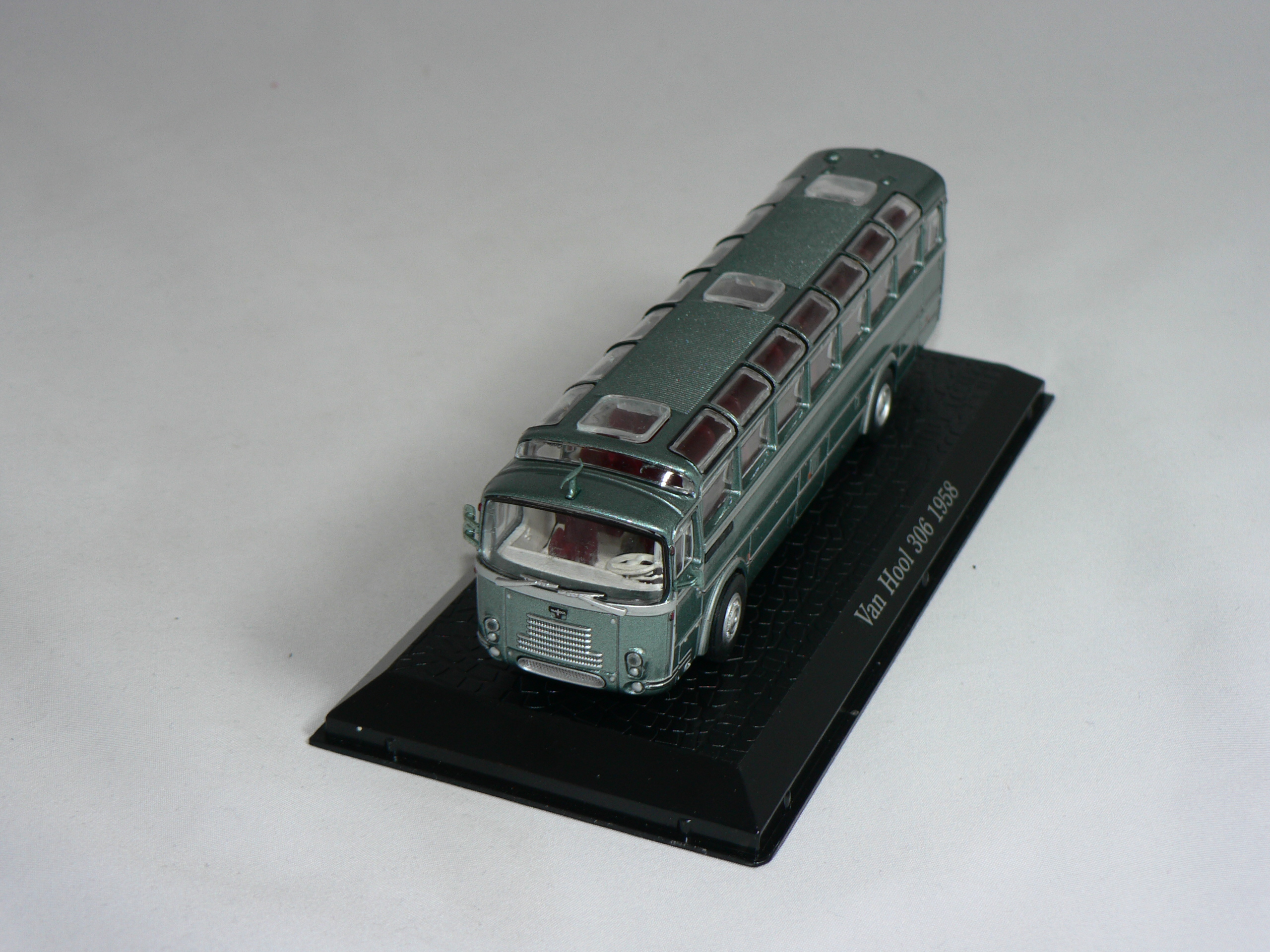 Van Hool  306  1958   1:72  Atlas