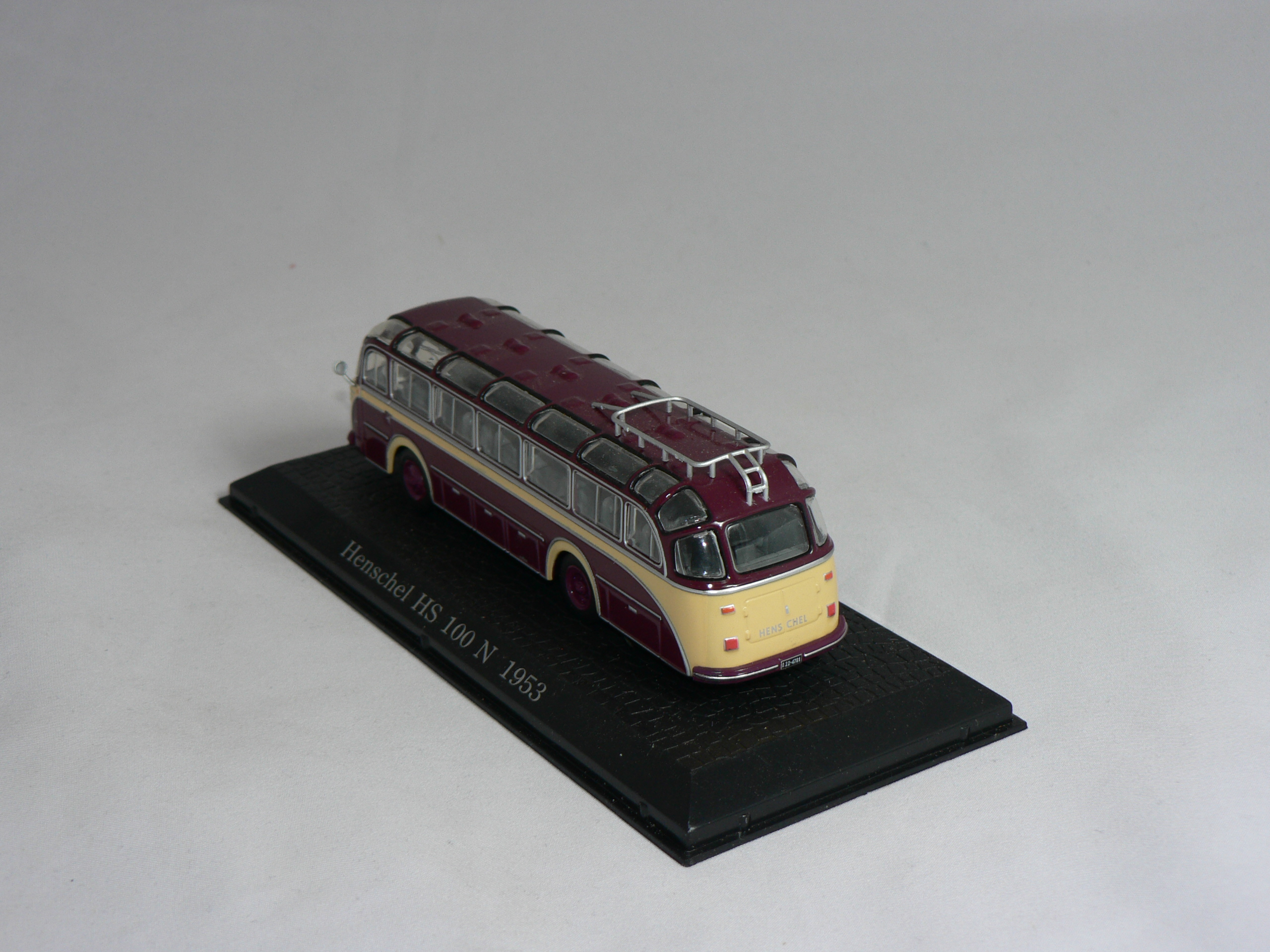 Henschel  HS  100 N  1953   1:72  Atlas - 2